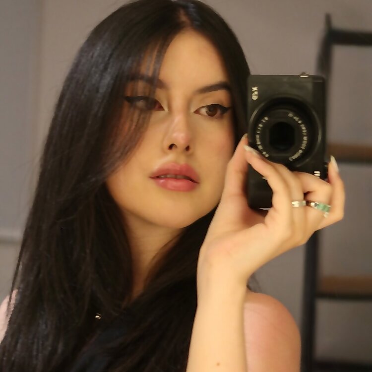 Paula Naguil
