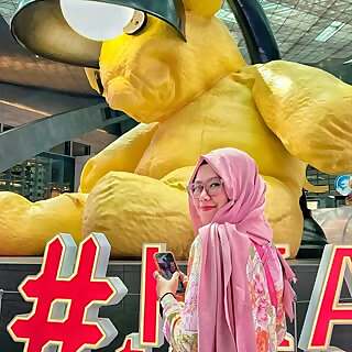 Ayu Kusdaniva Meazza