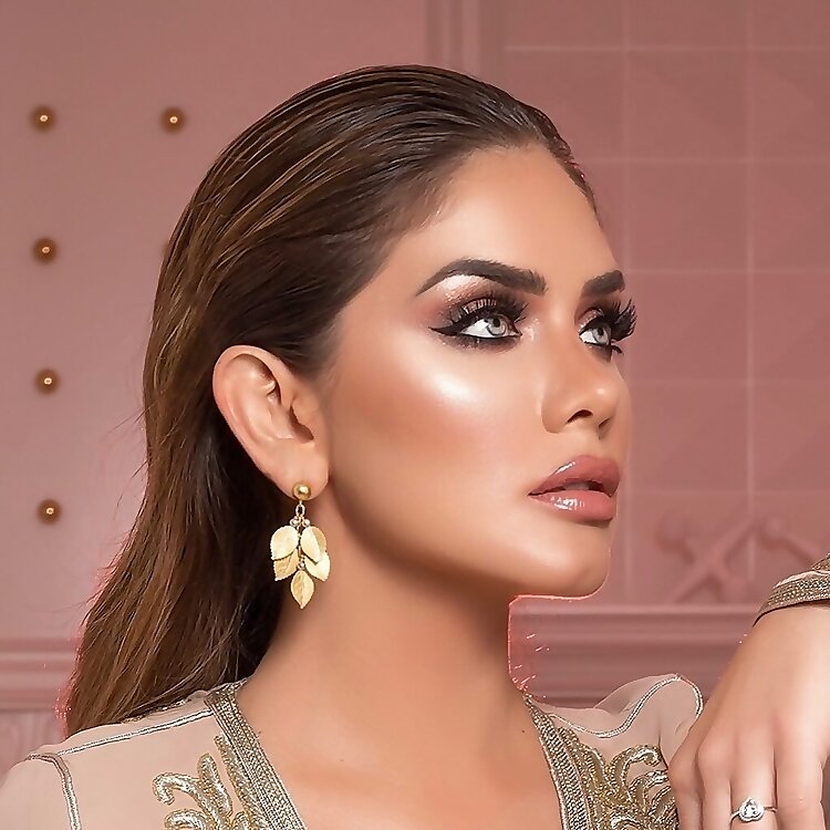 Yezenia Navarro