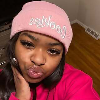 Tya Corine