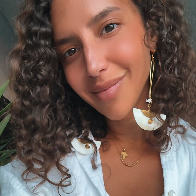 Latifah 
