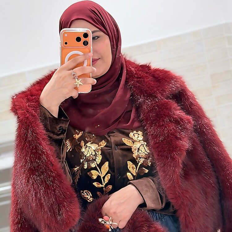 Hina Ahmad
