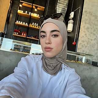Enjy Elmasry 