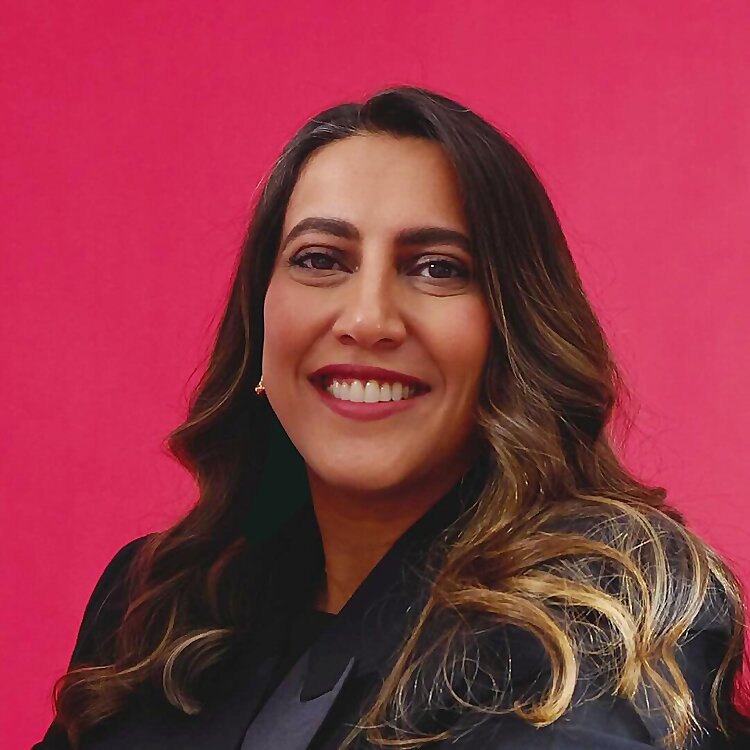 ‎Anwaar Al Sowayan‎