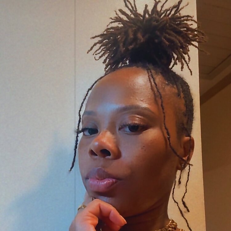 Markisha Woodard 