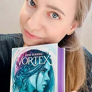 Anna Benning 