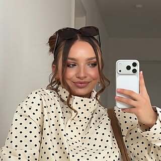 Alina Mour