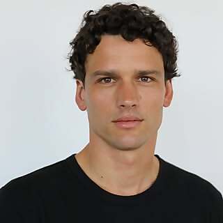 Simon Nessman