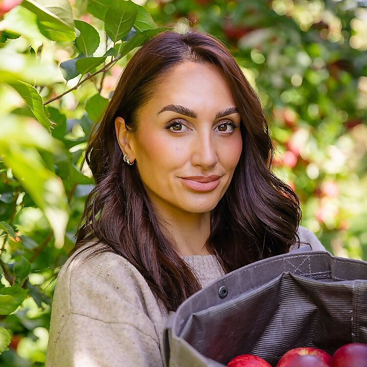 Larissa Deana Carlson