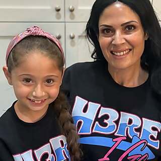 Hannah Lea & Michelle Dorit