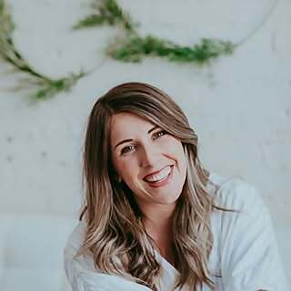 Anna McParlan