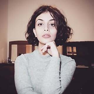 Arezoo Mohebpour