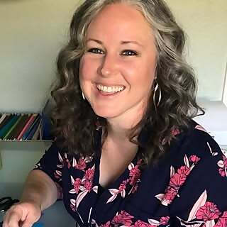 Carolyn Edge