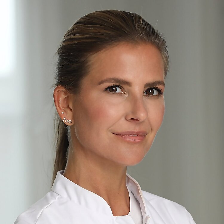 Dr. Elian Brenninkmeijer