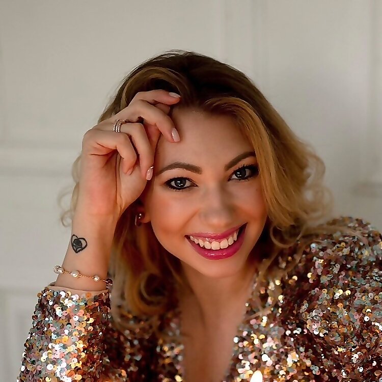 Busi Adriana 