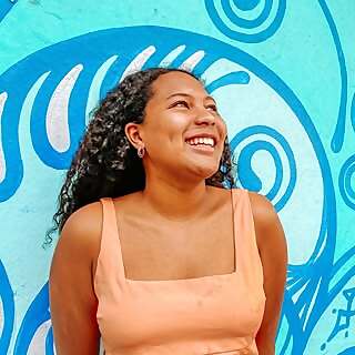  Malia Wakinekona