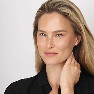Bar Refaeli