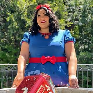 Carmen Sparkles