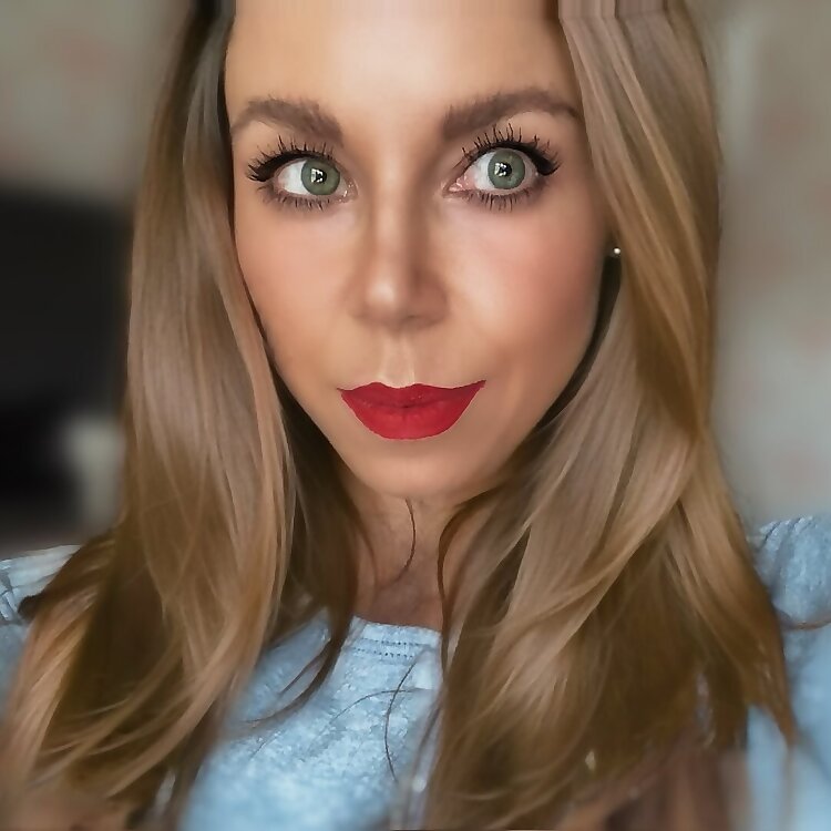 Helen Money