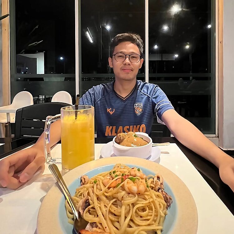 Faizal Nasir Makan Makan