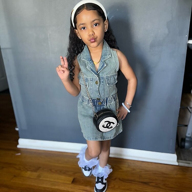 Avah Rose