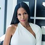 Mila Thomas
