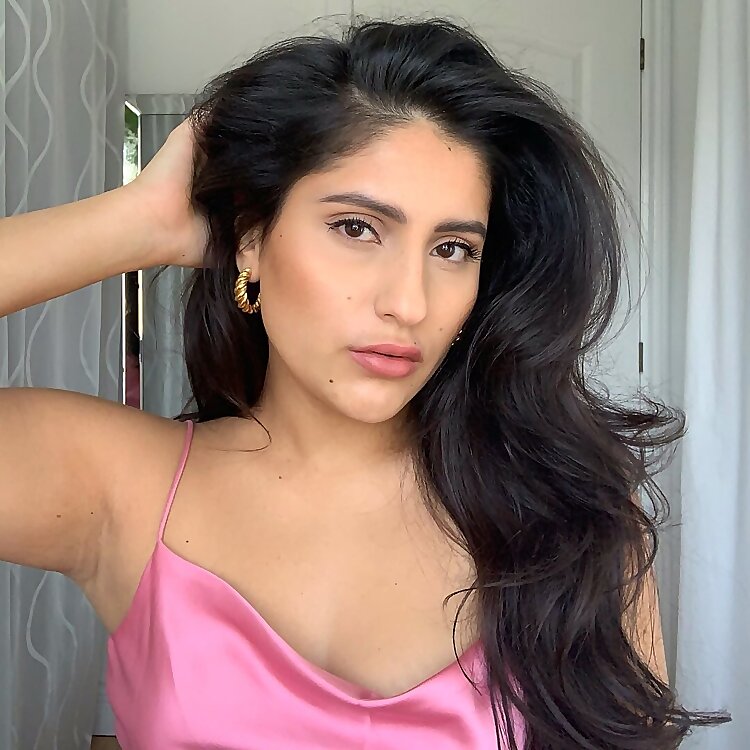Shabana De La Rosa