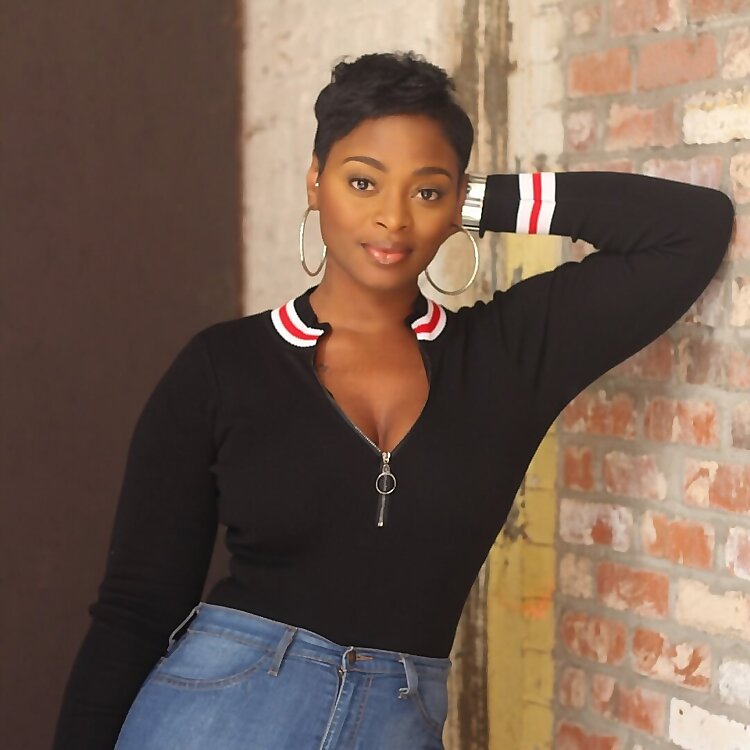 Courtney Consuella Thomas