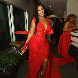 Belinda D Sanders