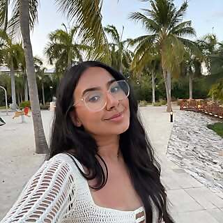 Alishia Naz