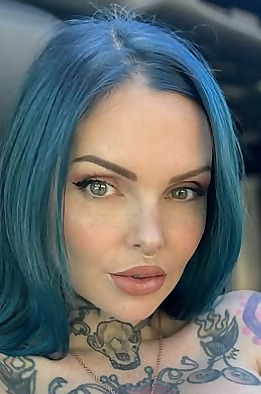 Top 5 Blue Hair OnlyFans Influencers in 2026