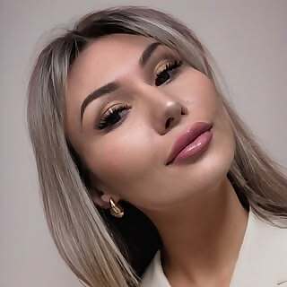 Yulia Lang