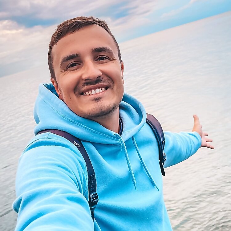Evgeniy Verkhoglyad