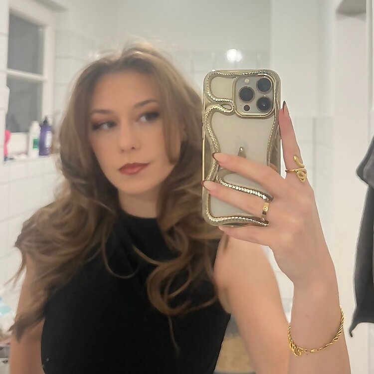 Celina Quedens