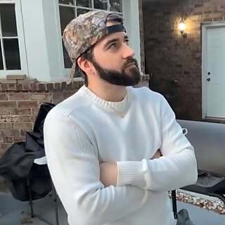 Gator kissman