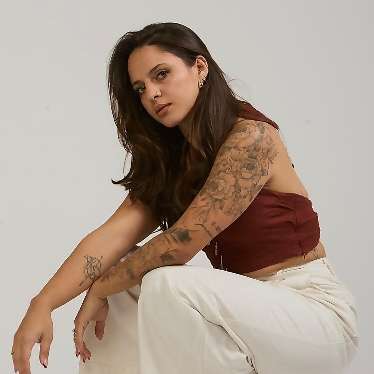 Caro Zumarraga