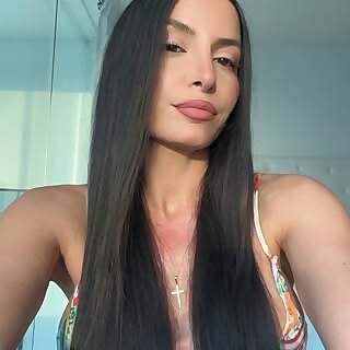 Katia Alvarez Zakarian