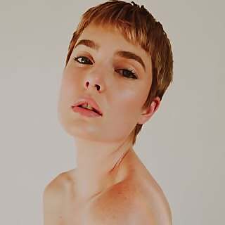  Jessica Wall