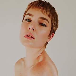  Jessica Wall