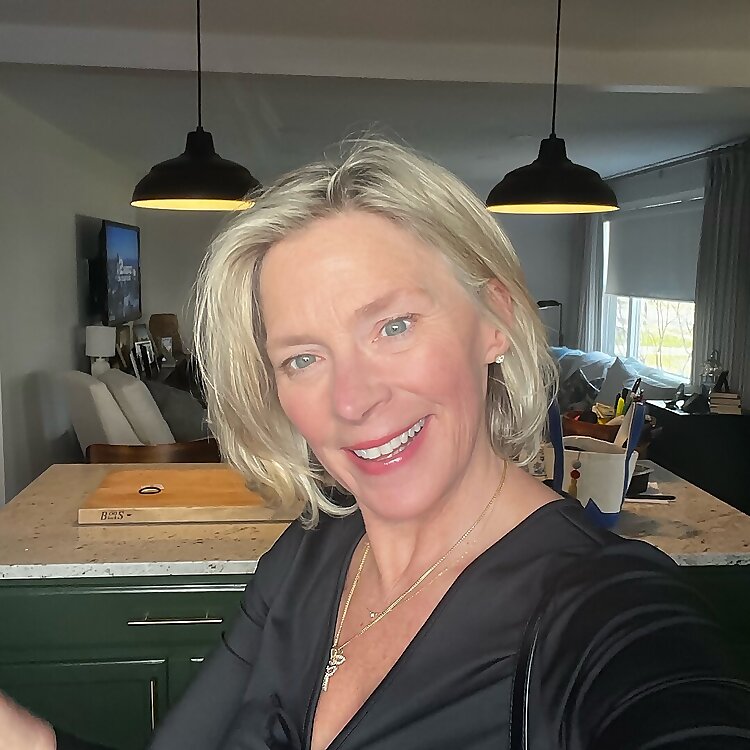 Diana McIntosh