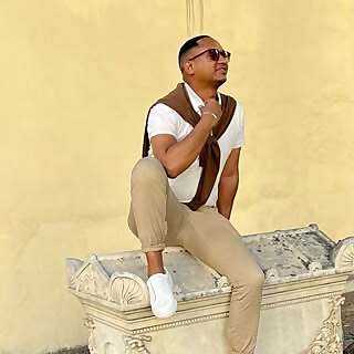 Llewellyn Van der Ross