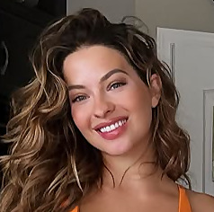 Ashley Resch