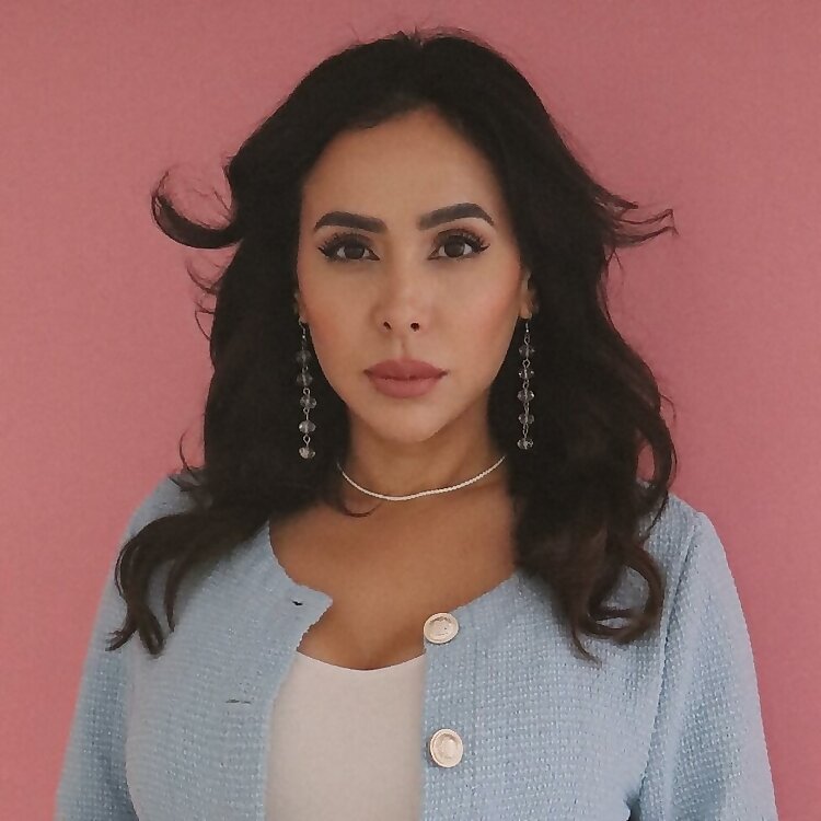 Mayra Hernandez
