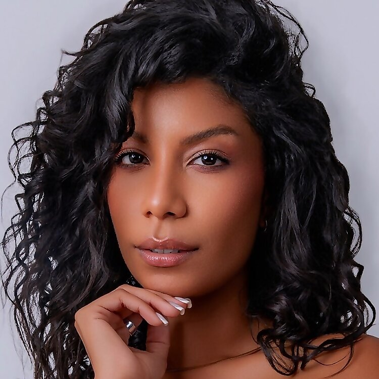 Stephany Paola