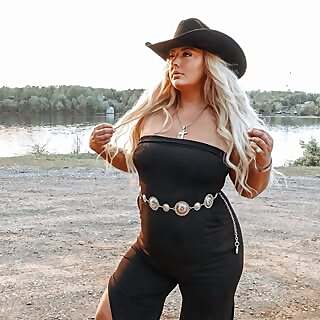 Ashtin Jo