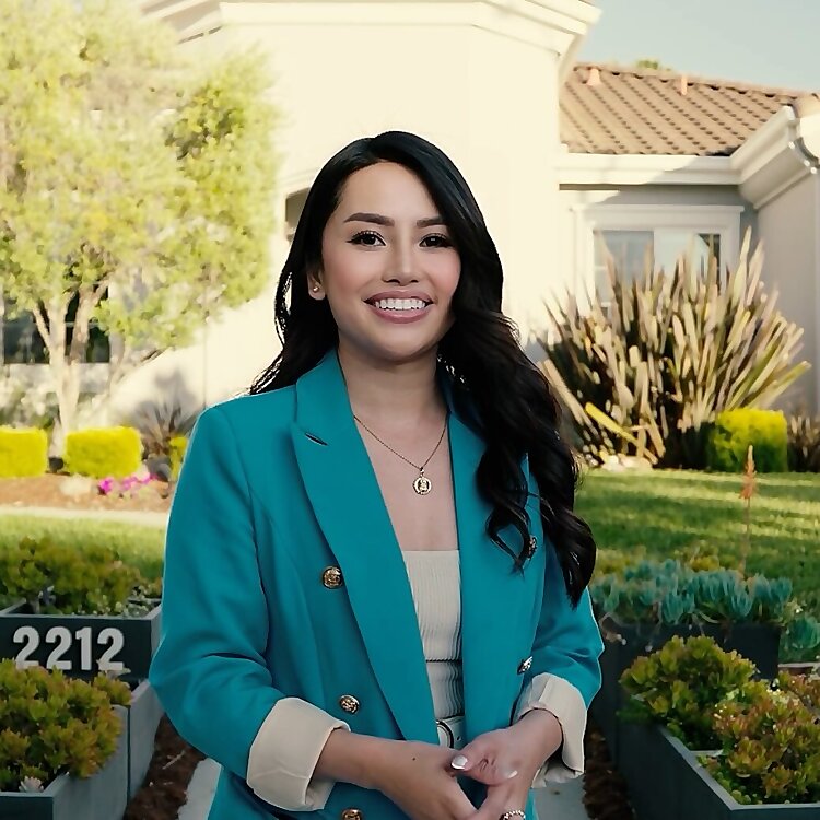 Molly Ngo