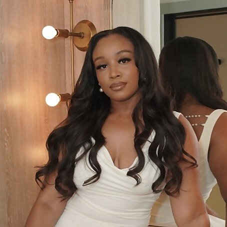 Shanna Naomi