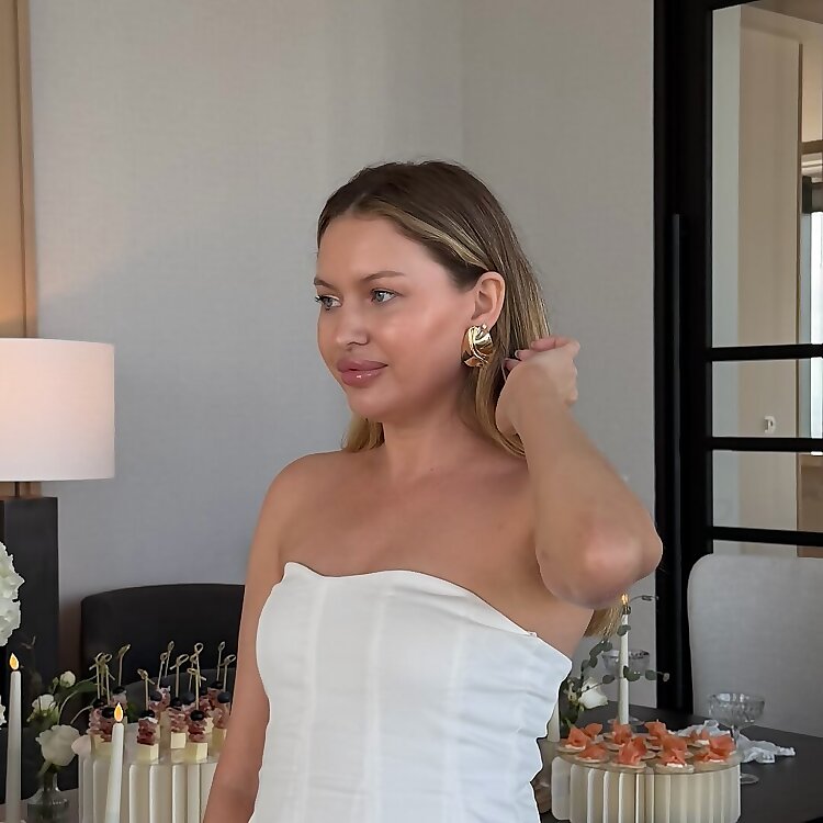 Iana Loginova