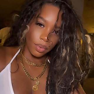 Iman Cachet