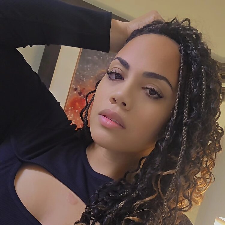 Alexis Nicole